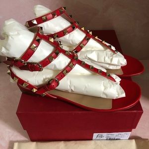 💕SOLD💕Brand New Valentino Thong Sandals in Red